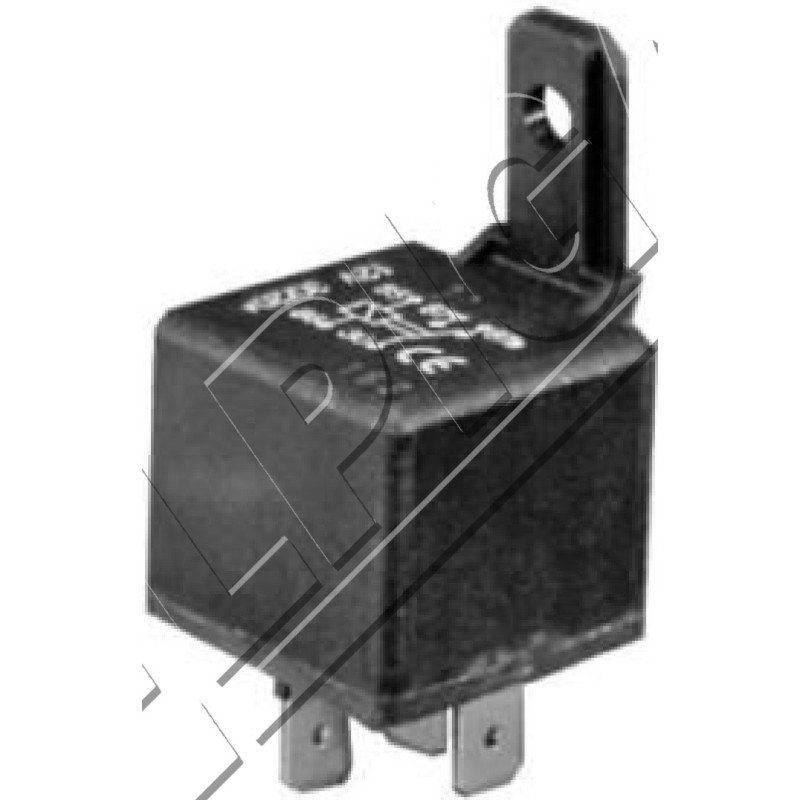 30 Ampere relay with double change